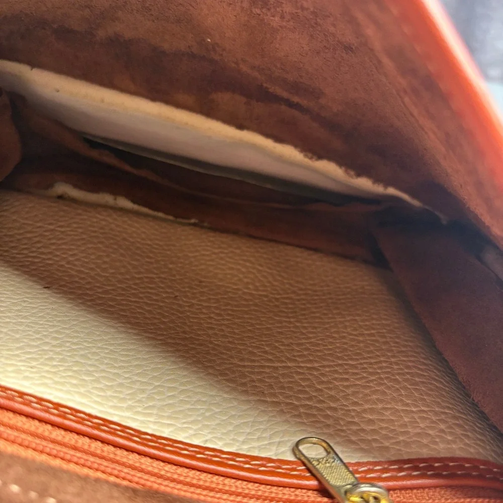 Vintage Pebbled Leather Satchel Handbag Cream Brown Turn Lock Top Handle Bag